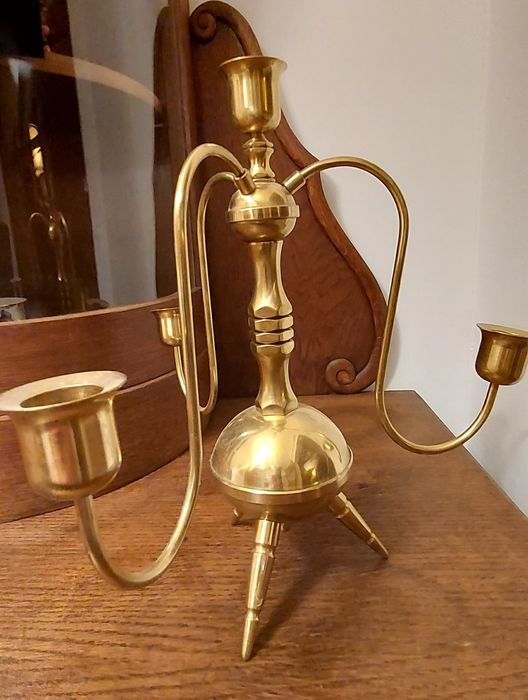 Świecznik  mosiężny