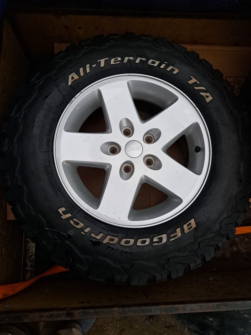 5 x Koła alufelgi z oponami jeep wrangler cherokee
