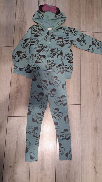 Komplet bluza i leginsy Minnie r.134 dla dziewczynki
