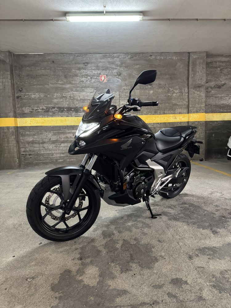 Honda NC750X imaculada