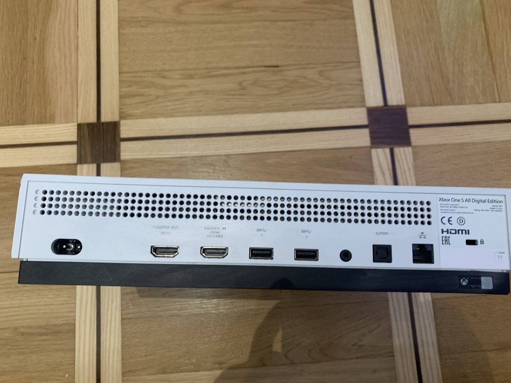 Xbox one digital edition 1Tb