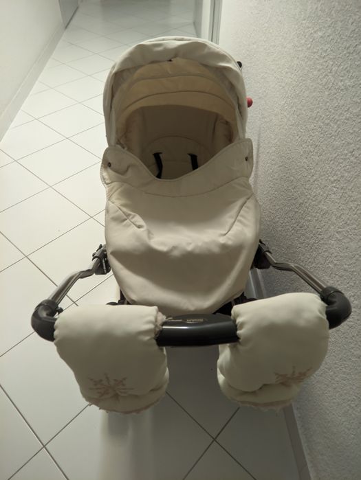 Коляска Roan 2 в 1 (візок + люлька)