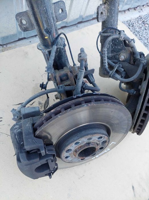 Peugeot 3008 II 5008 Macphearson Amortyzator zwrotnica Prawy Przód kpl