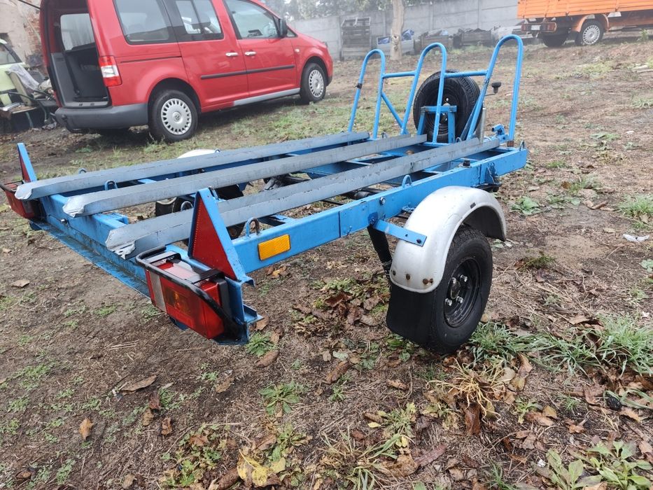 Przyczepka do przewozu motocykli