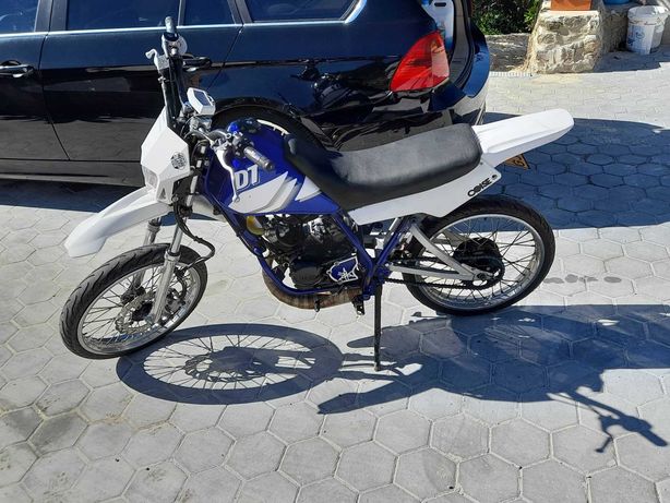 vendo Yamaha Dt lcde