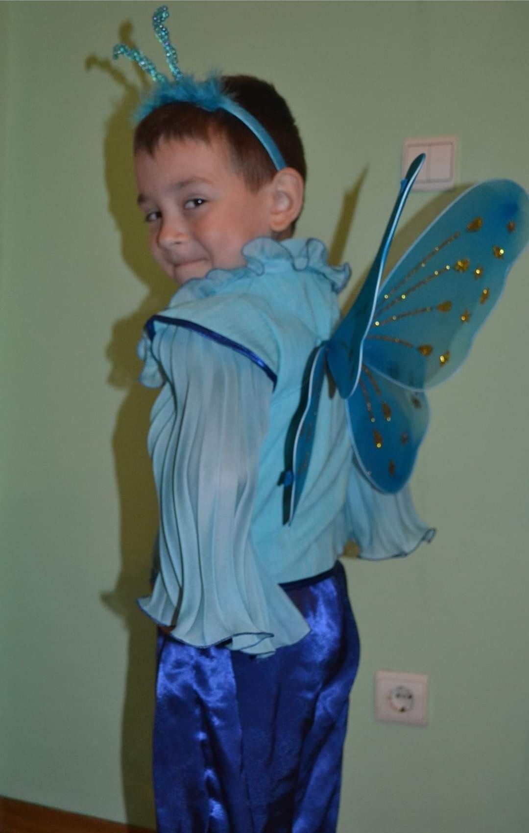 Метелик хлопчик, карнавальний костюм