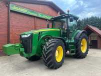 John Deere 8260R POWERSHIFT