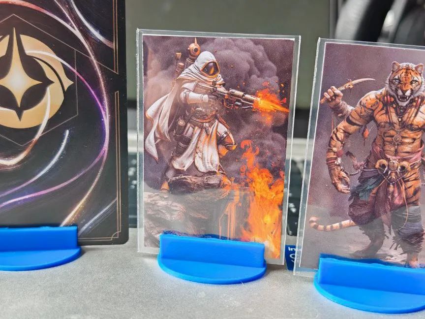 Suporte de Cartas para RPG (Formato Normal/Mini Euro)