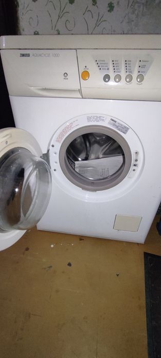 Продам стиральную машину Зануси ,был один хозяин