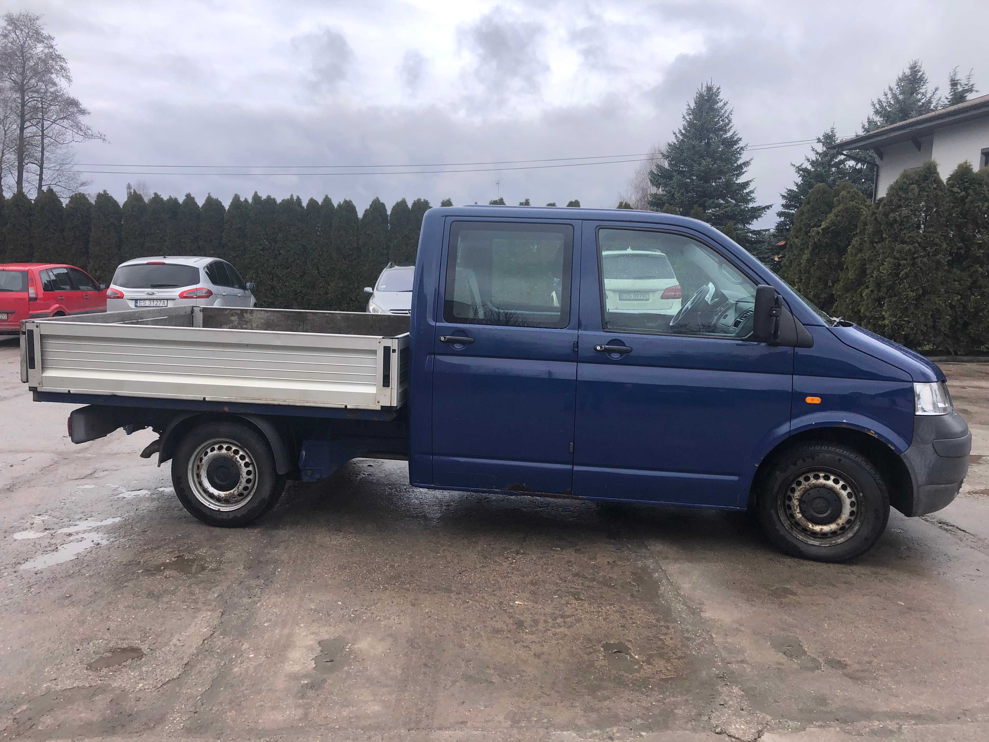 Volkswagen  Transporter T5 2004