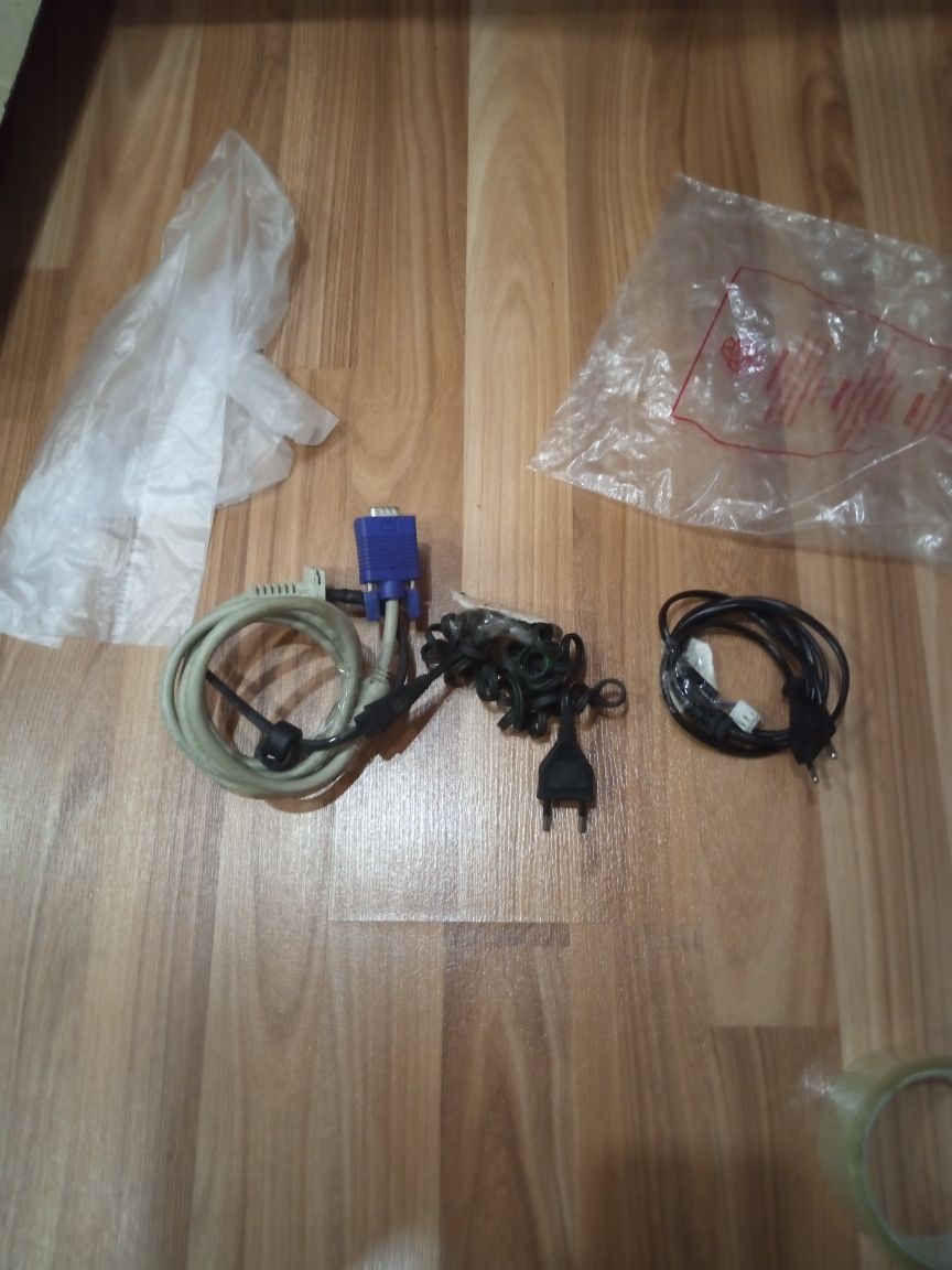 Кабелі живлення 220w,перехідники vga,hdmi,DVIдля компютера 1.2,1.5,1.8