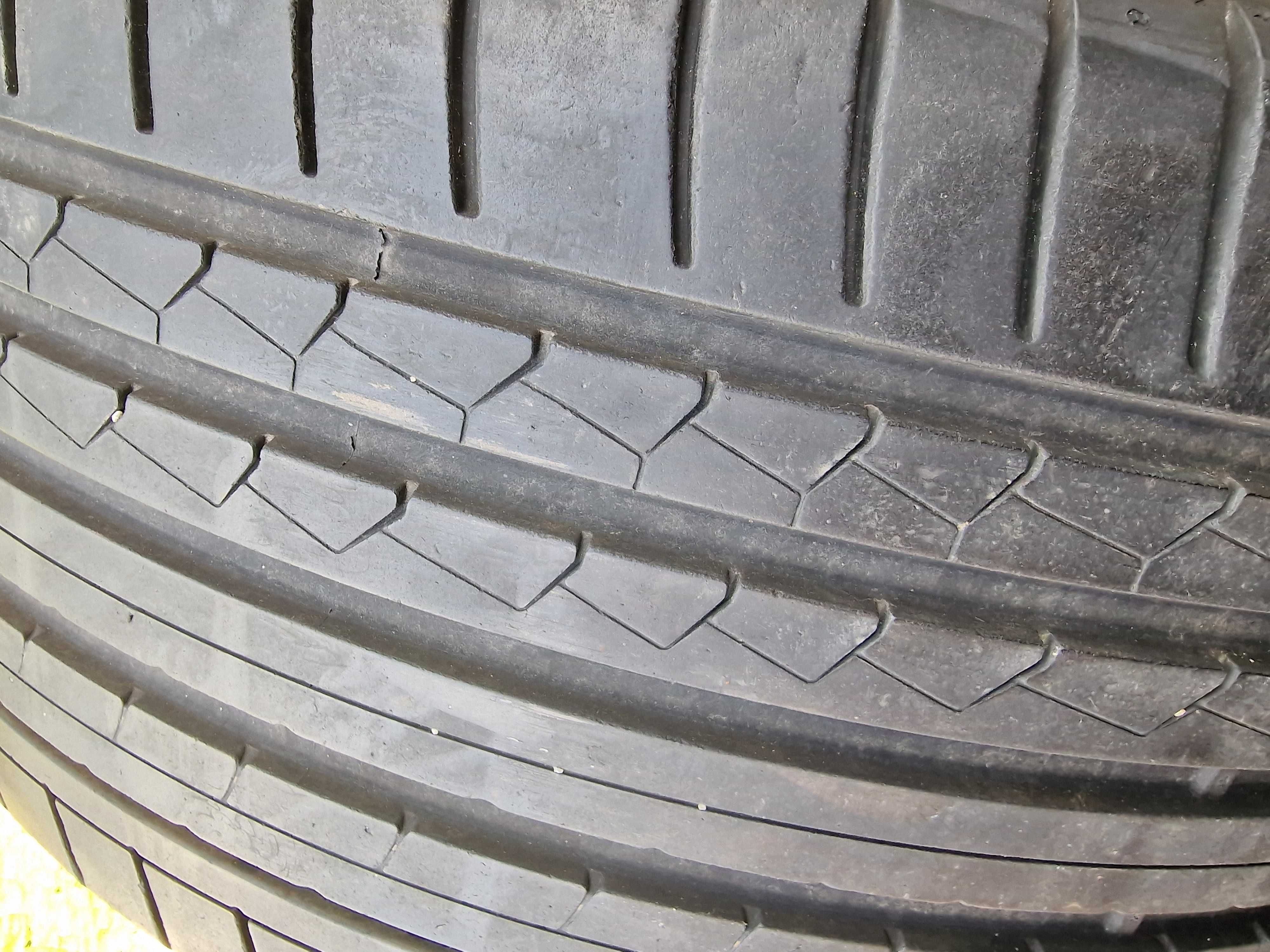 275/35/21 Dunlop sp Maxx R01  z 20r. 6,5mm, super 2szt
