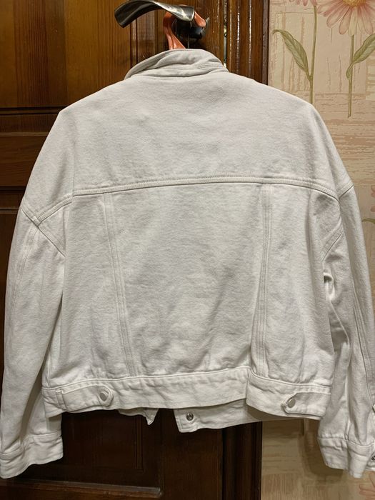 Куртка джинсова