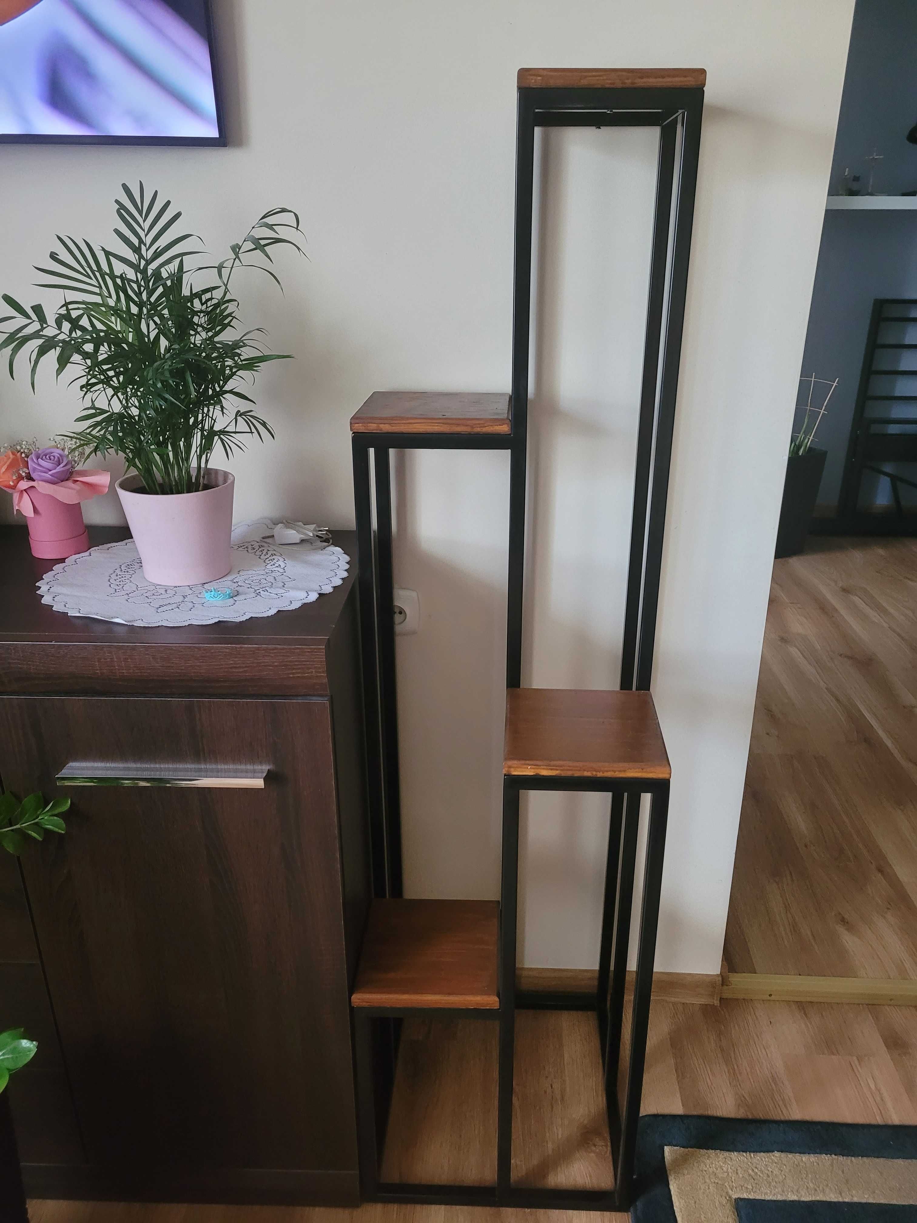 Kwietnik loft meble