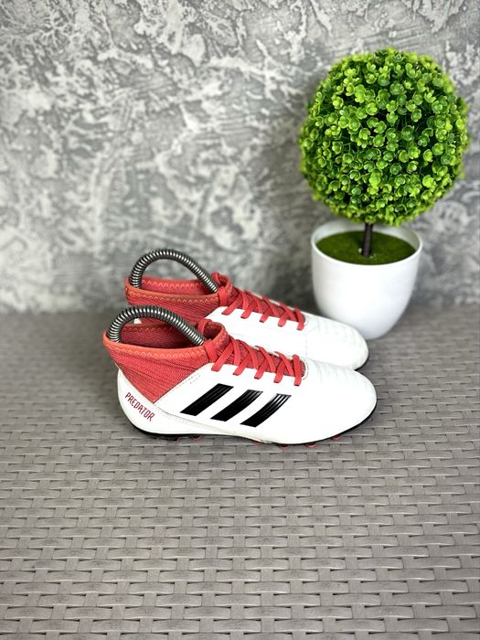 Adidas Predator бутсы копы сороконожки 30 размер детские футбольные