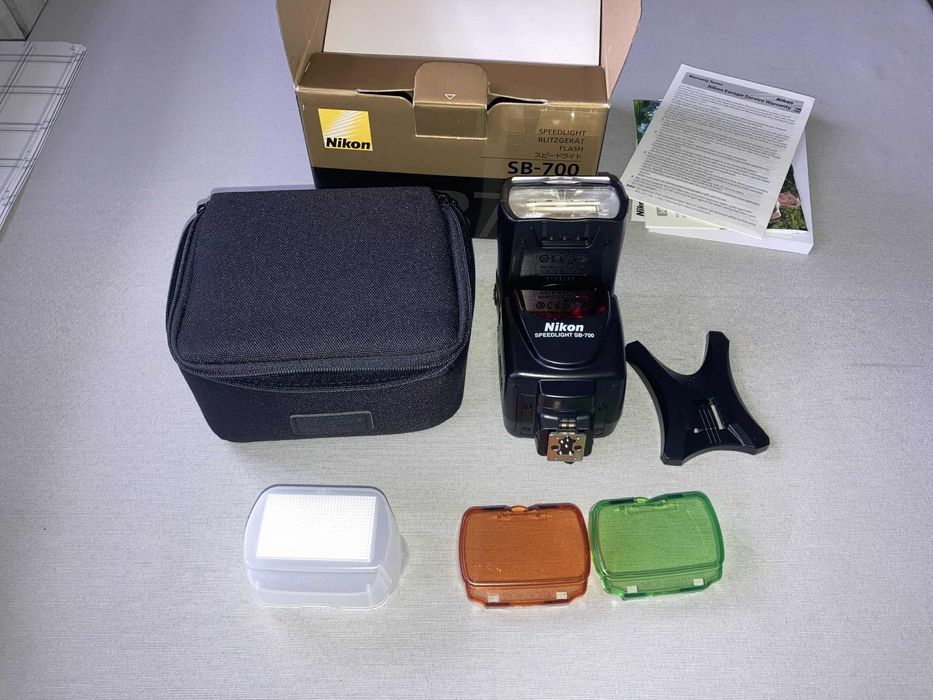 Lampa błyskowa Nikon Speedlight SB-700 - Jak nowa