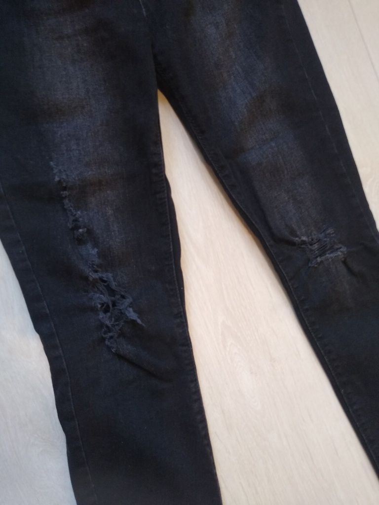 Spodnie jeansowe Cropp 36