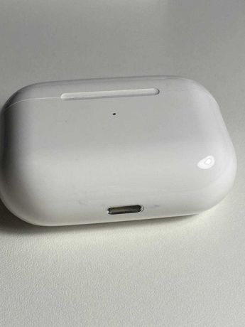 Apple AirPods Pro original + гарантия на 6 месяцев + чехол + кабель