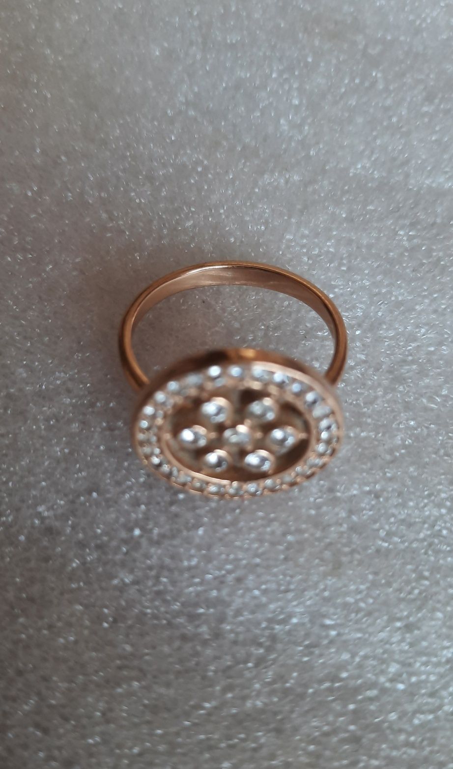 Золотое колечко перстень кольцо золото 17 размер