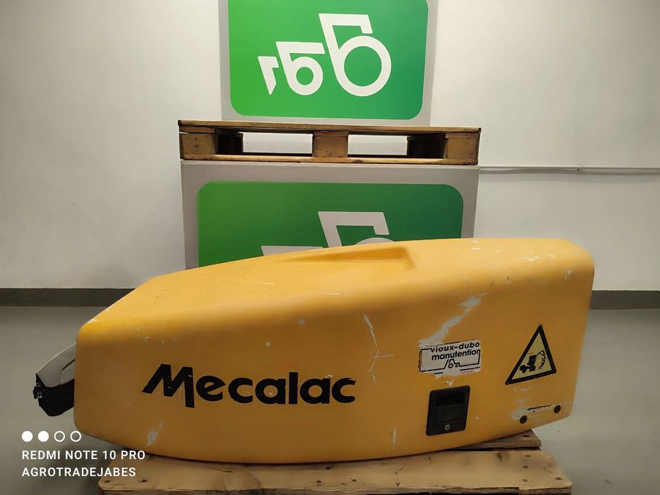 Maska Pokrywa silnika   Mecalac MXT 12