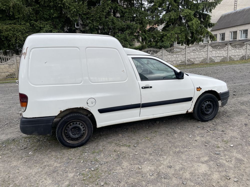 Продам авто Seat inca