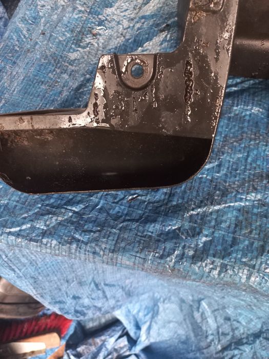 Бризговики Субару аутбек 2010 р