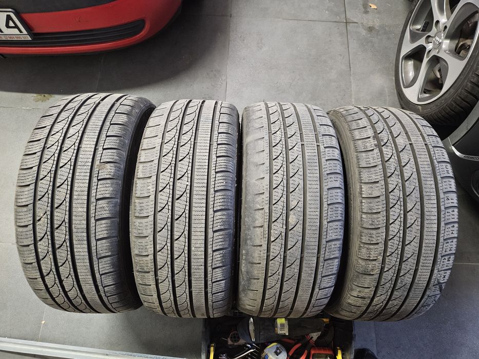 Opony zimowe 235/40r18