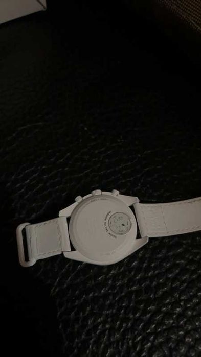 Snoopy Omega x Swatch SO33W700 Zero Gravity Biel