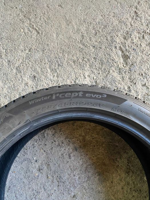 Hankook Winter Icept Evo 3 225/45R19 96V M+S Nr 1250