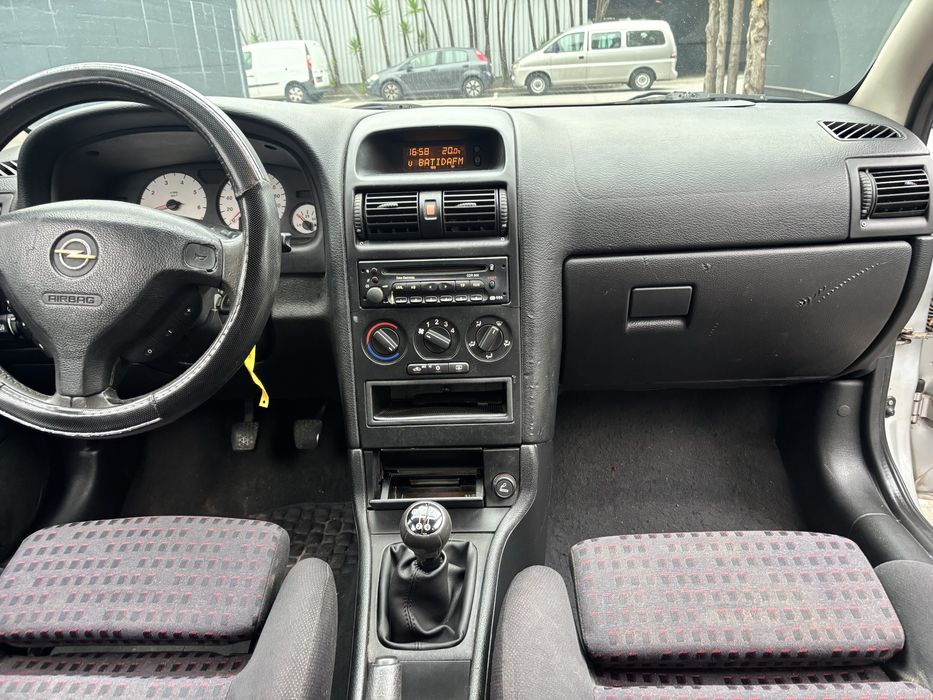 Opel astra 1.6 gasolina