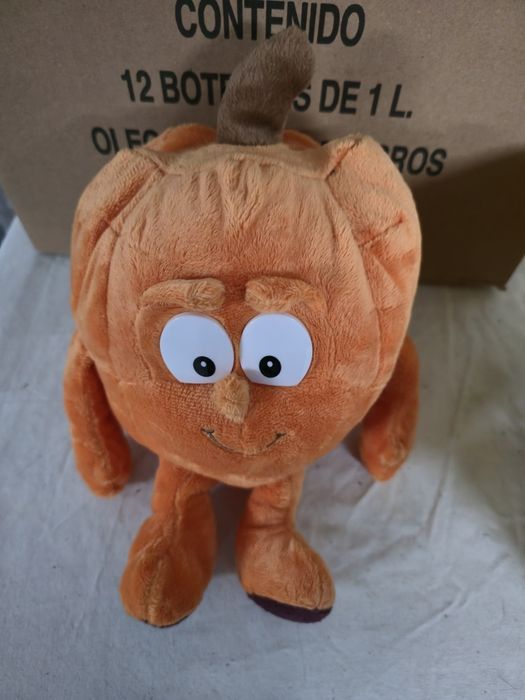 Peluche couve-flor e cenoura