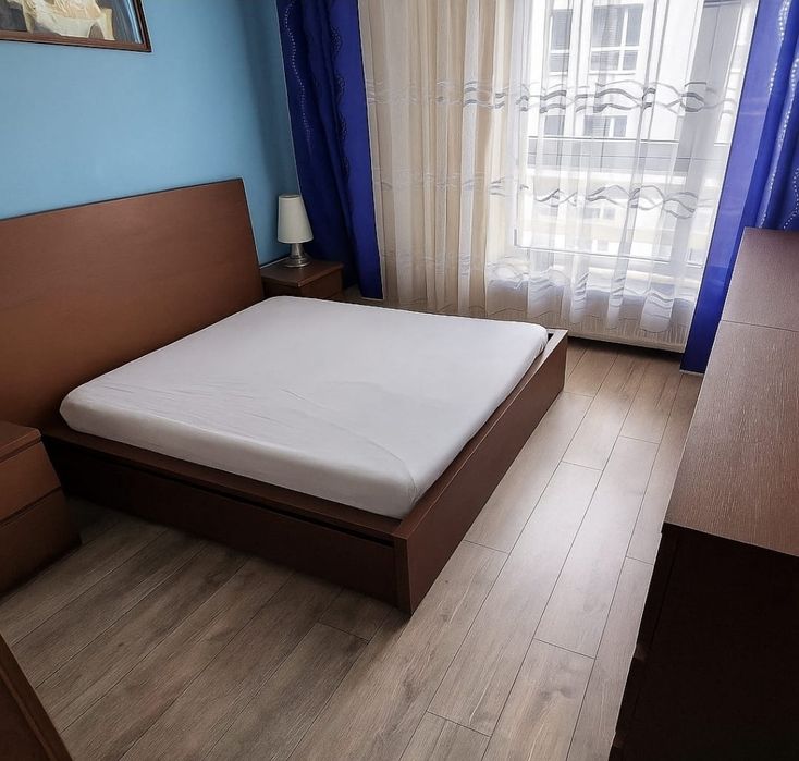 Zestaw mebli MALM brązowe do sypialni łóżko komody materac szafki nocn