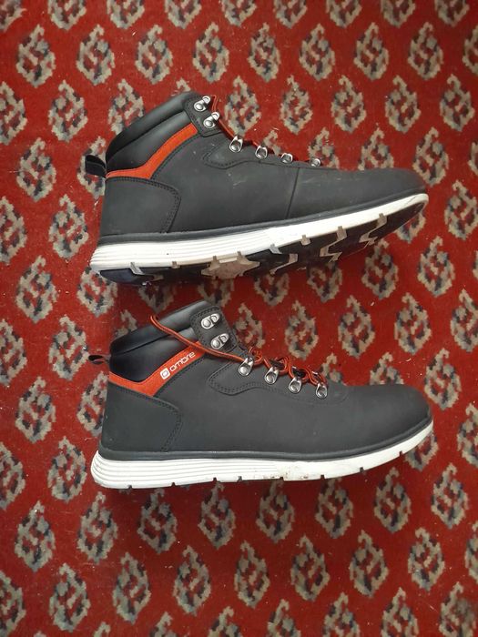 Buty czarne rozmiar 44!