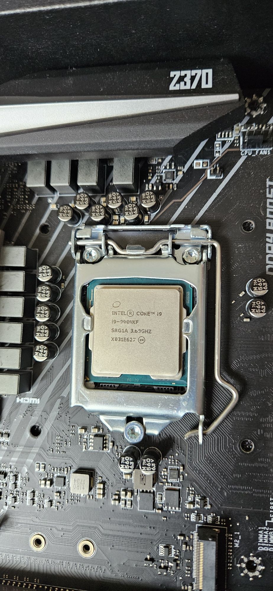 Intel  i9 9900kf