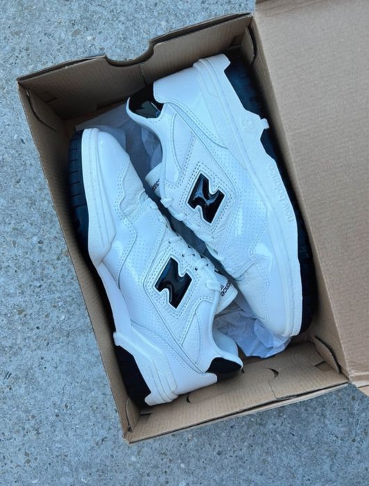 Buty sportowe / sneakersy New Balance 550 unisex 40,5