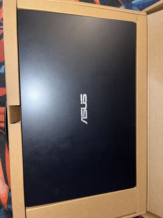 Laptop ASUS 14”