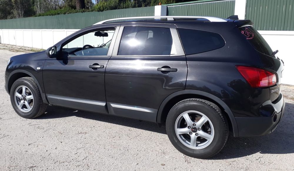 Nissan Qashqai+2