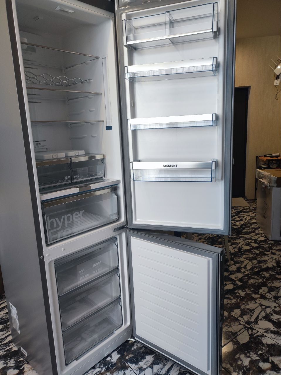 Продам холодильник Siemens