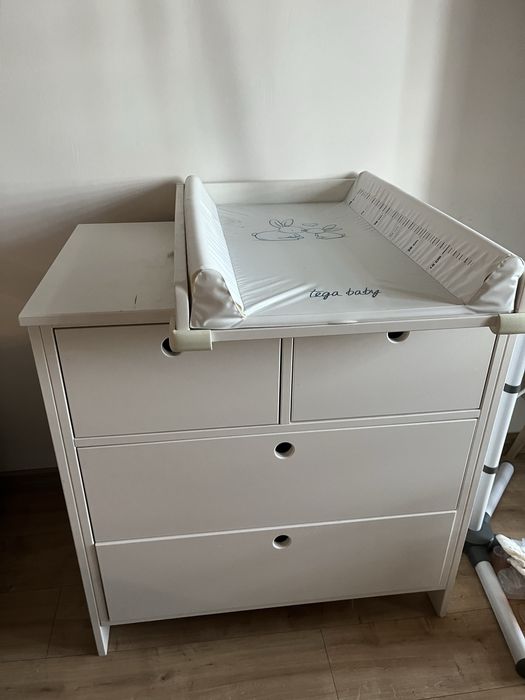 Łóżeczko dostawka dla niemowlaka