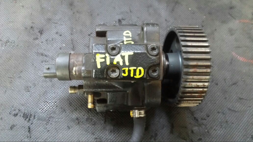 FIAT 1.9JTD pompa paliwa 0.445.010.007