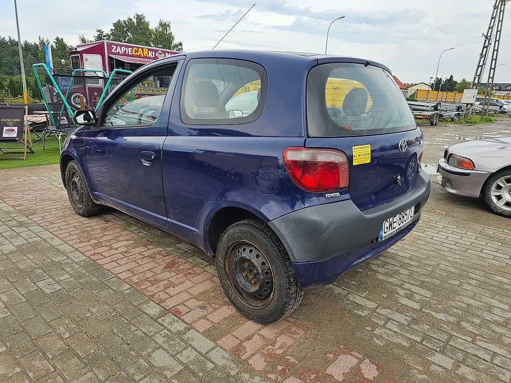 Toyota Yaris 2001r. 1.0 benzyna 68KM/Małe miejskie autko/Opł. Aktualne