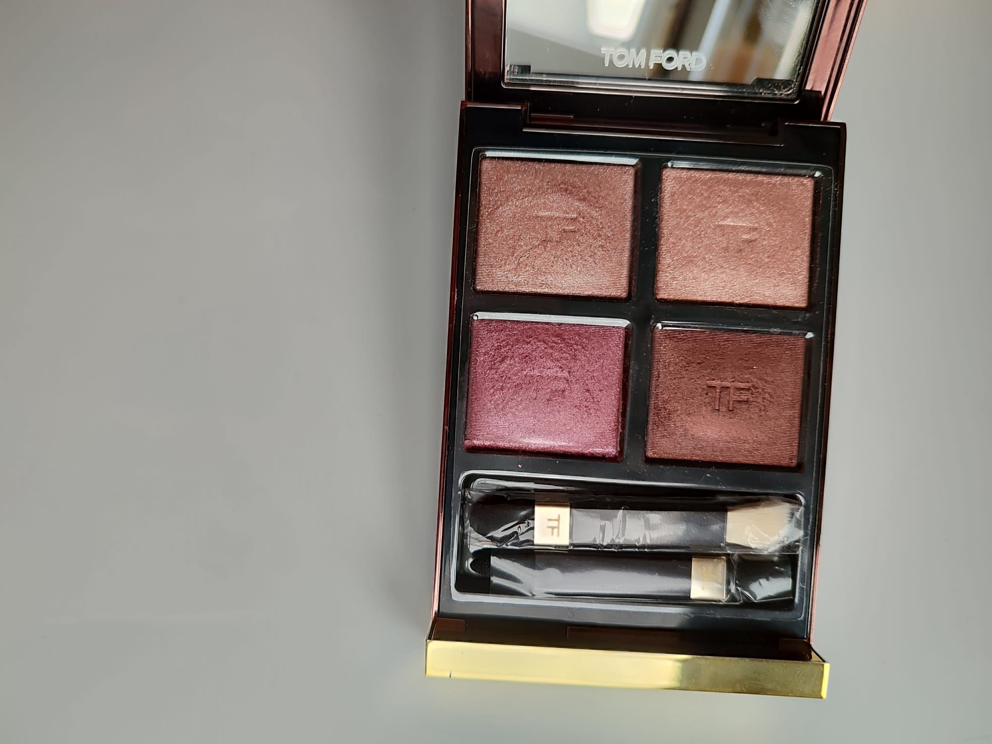 Tom Ford Eye Color Quad paletka 42 Hazy Sensuality wet dry cienie