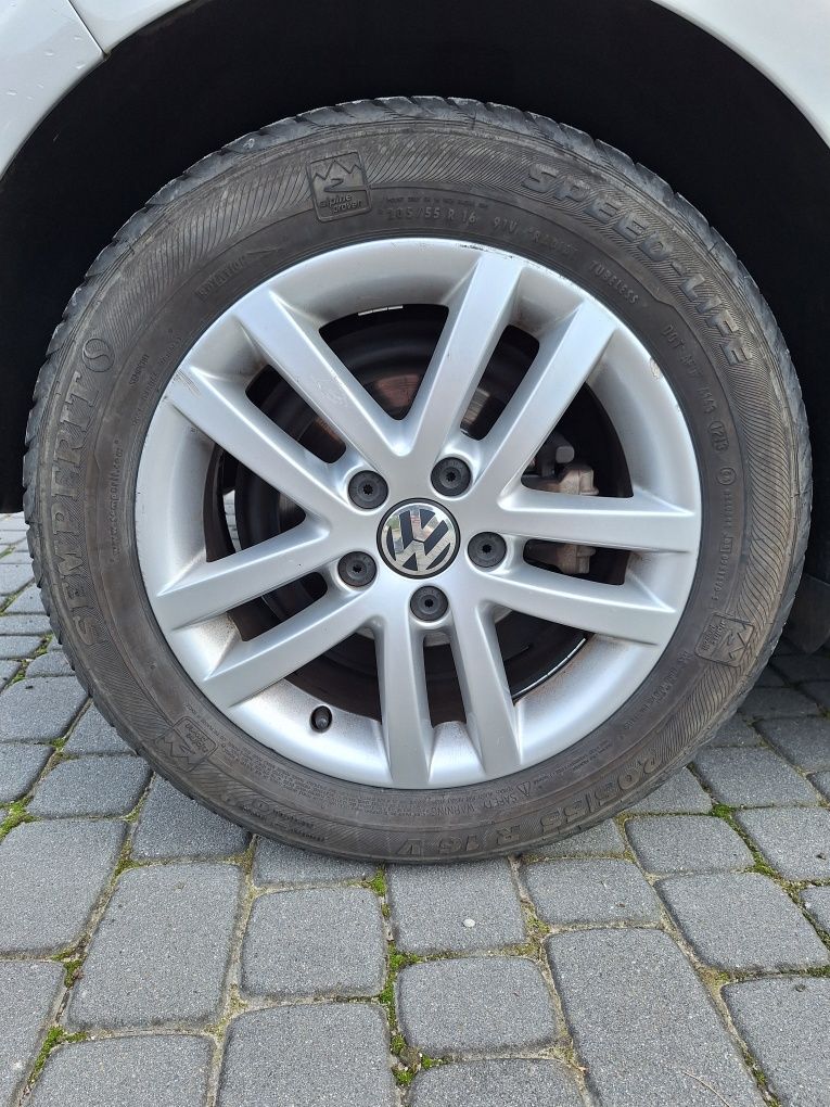 Felgi aluminiowe VW 16" 5x112 6j piasta 57,1 ET50 koła 205/55R16