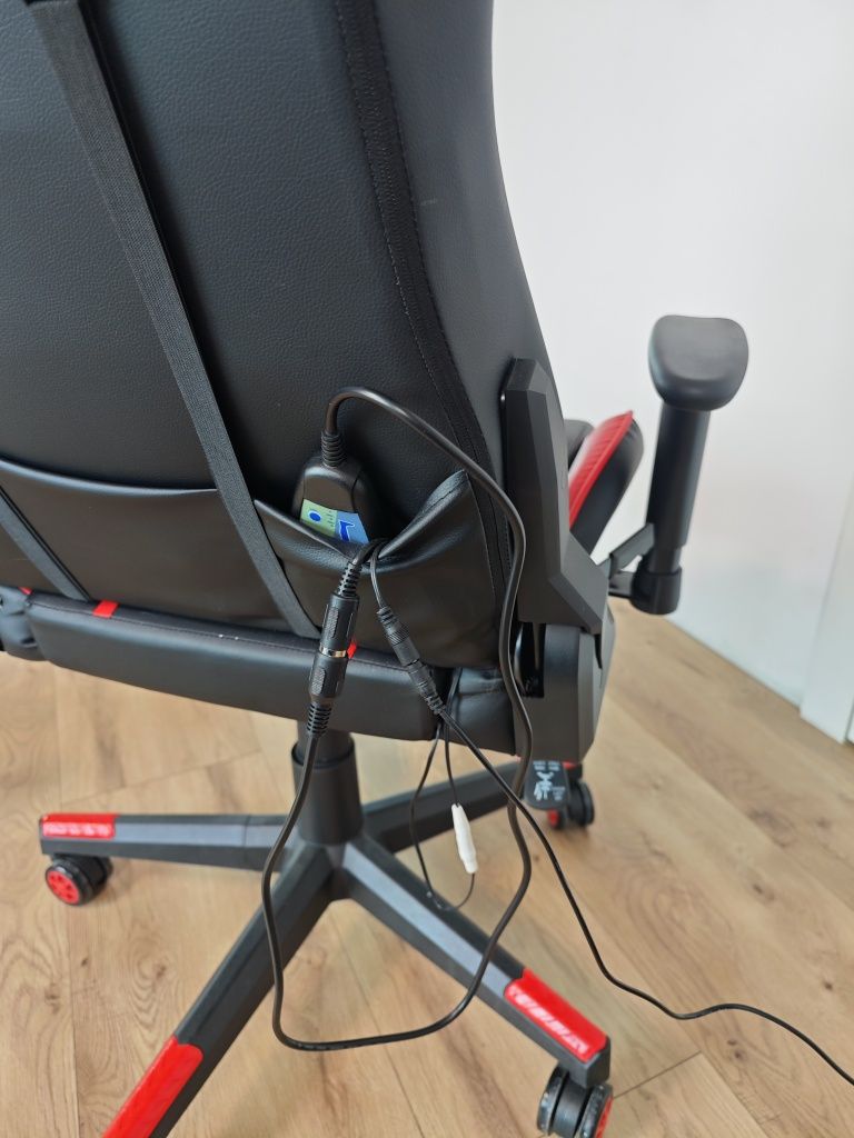 Fotel gamingowy Douxlife GC-RC03 z funkcją masażu