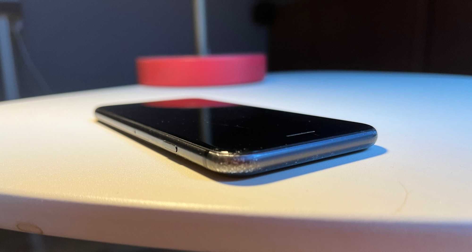 iPhone 8 64GB czarny