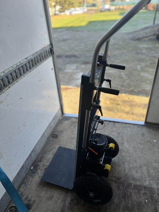 Wózek, schodołaz towarowy elektryczny 300 kg