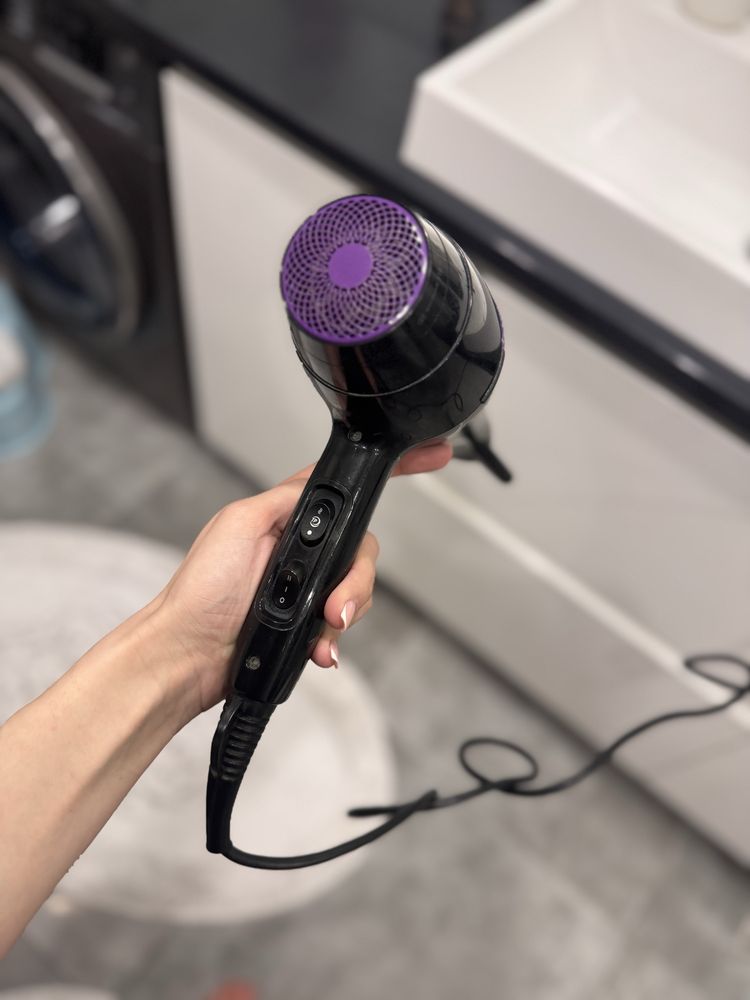 Продам Фен Philips 2200w