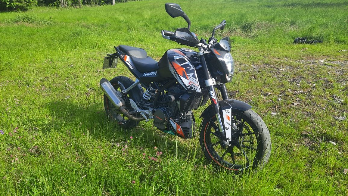 KTM DUKE 125 KAT.B grzane manety! Akrapovič crashpad handbar
