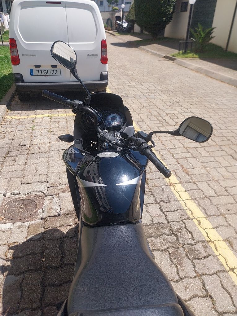 Honda CBF 125...