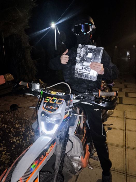 Материнська плата asrock x370 pro4, + процесор:ryzen 5 3600x